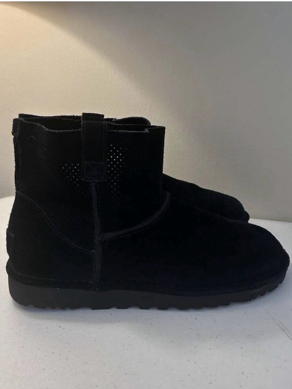 UGG Unlined Perf Mini Boot Bootie Women's Size 8 Classic 1016852 Black Suede